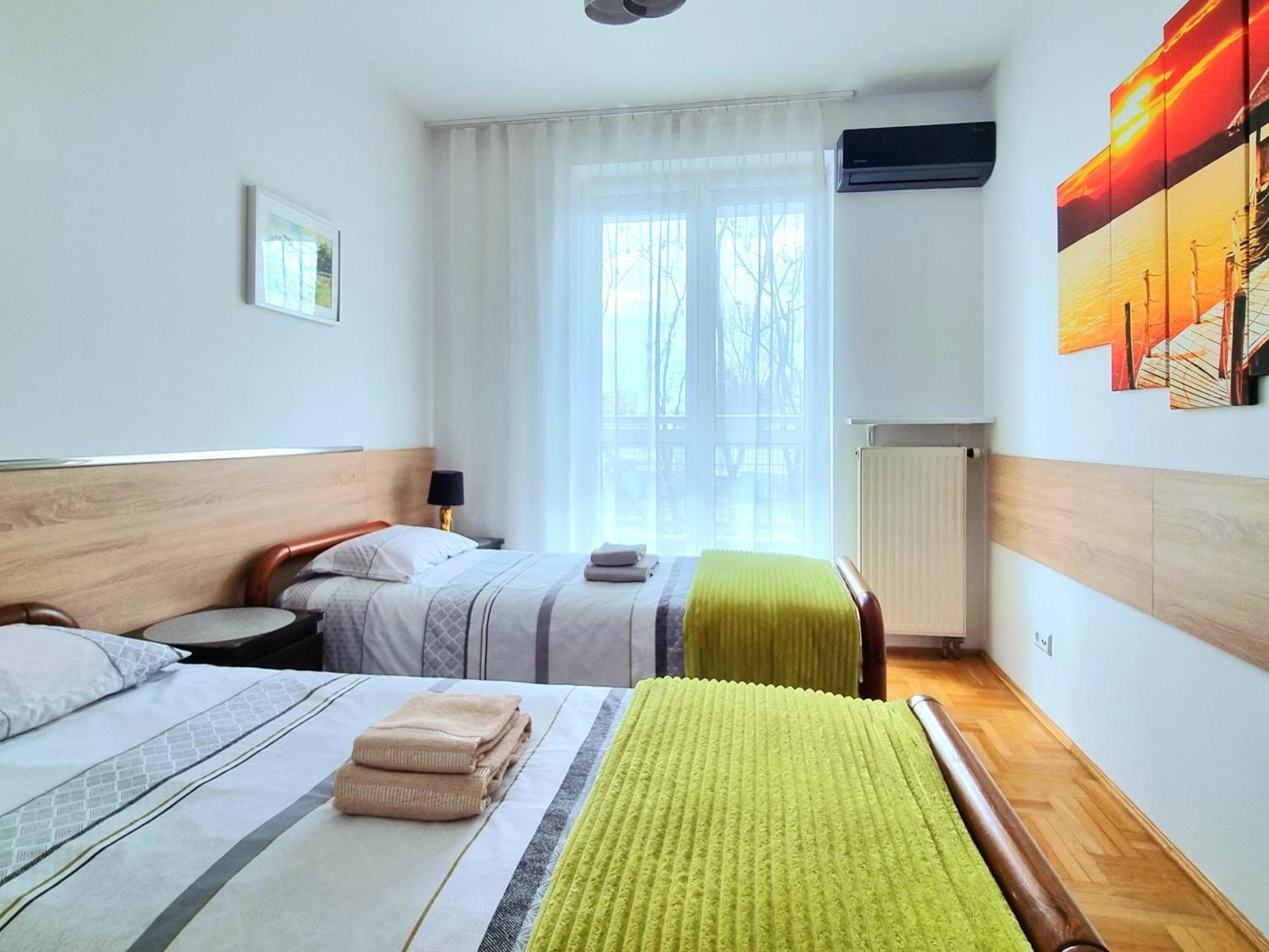 Saska Kepa Apartment Варшава Екстер'єр фото